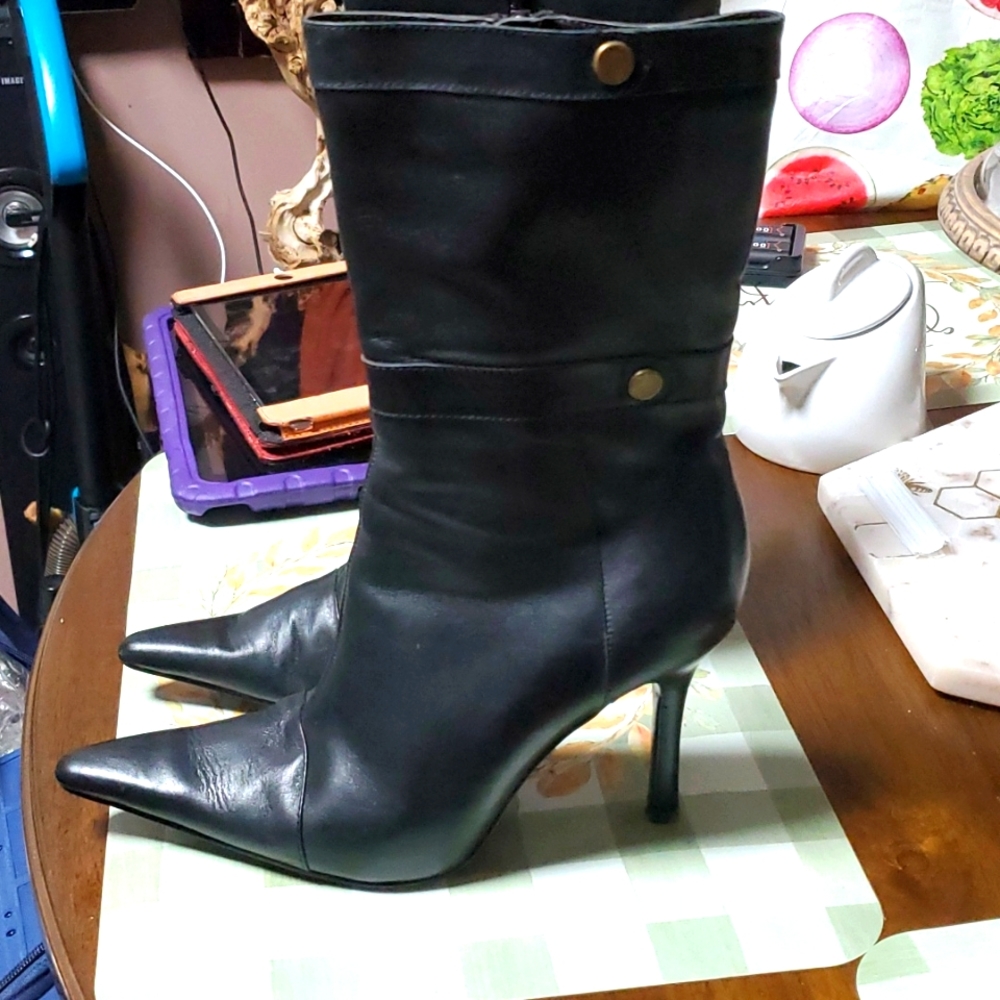 Fusion leather boots